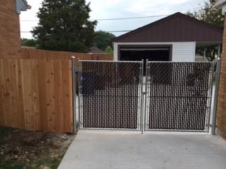 Residential Chain Link Fence